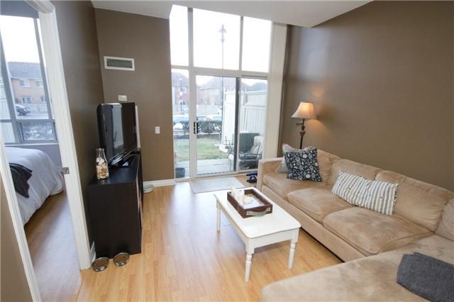 134 - 18 Mondeo Dr, Condo with 1 bedrooms, 1 bathrooms and 1 parking in Toronto ON | Image 7