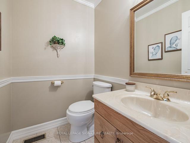 256 Centennial Rd, House detached with 4 bedrooms, 3 bathrooms and 6 parking in Toronto ON | Image 6