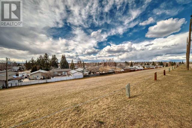 8021 24 Street Se, House detached with 2 bedrooms, 1 bathrooms and 4 parking in Calgary AB | Image 32