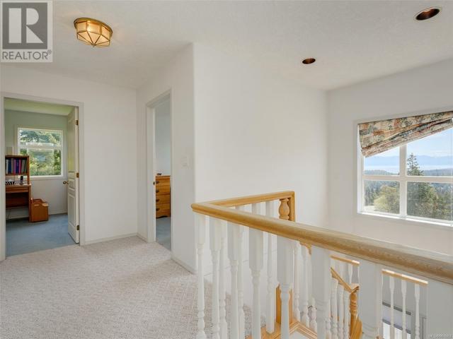 3509 Sunheights Dr, House detached with 4 bedrooms, 3 bathrooms and 4 parking in Langford BC | Image 23