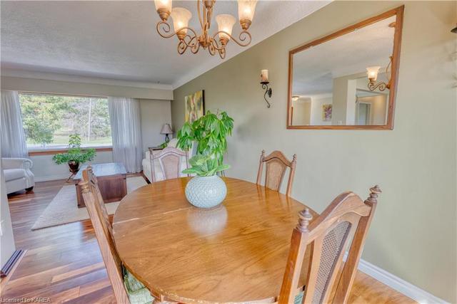 1429 Avondale Crescent, House detached with 4 bedrooms, 1 bathrooms and 5 parking in Kingston ON | Image 9