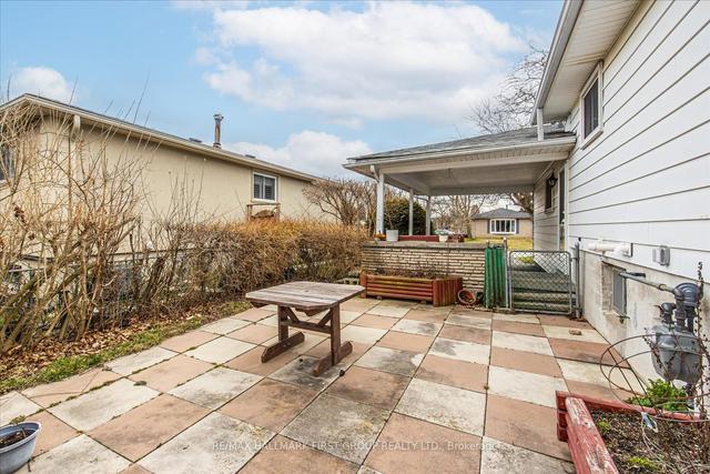25 Taylor Rd, House detached with 3 bedrooms, 2 bathrooms and 3 parking in Ajax ON | Image 18