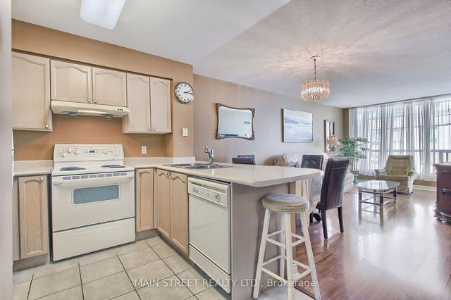 1803 - 256 Doris Ave, Condo with 2 bedrooms, 2 bathrooms and 1 parking in Toronto ON | Image 3