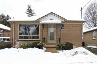 8 Treeview Dr, House detached with 2 bedrooms, 2 bathrooms and 4 parking in Toronto ON | Image 1