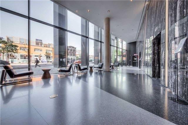 1003 - 125 Peter St, Condo with 1 bedrooms, 1 bathrooms and 0 parking in Toronto ON | Image 3