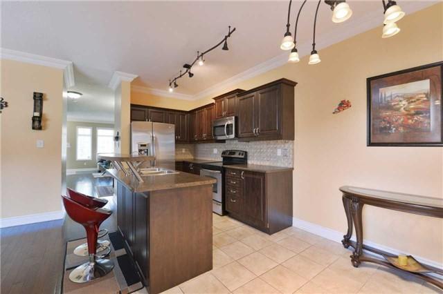 3641 Emery Dr, House detached with 3 bedrooms, 4 bathrooms and 2 parking in Mississauga ON | Image 7