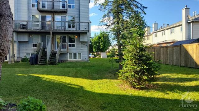 406 Briston Private, House attached with 2 bedrooms, 2 bathrooms and 1 parking in Ottawa ON | Image 30