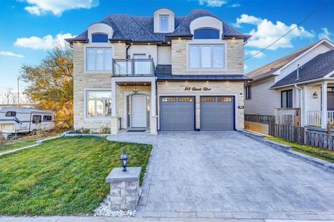 144 Beach Blvd, House detached with 4 bedrooms, 4 bathrooms and 6 parking in Hamilton ON | Card Image