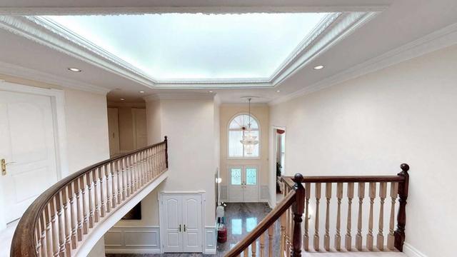 8 Lawnview Dr, House detached with 5 bedrooms, 7 bathrooms and 9 parking in Toronto ON | Image 37