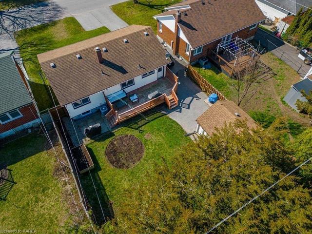 85 First Avenue, House detached with 3 bedrooms, 1 bathrooms and 5 parking in Quinte West ON | Image 50
