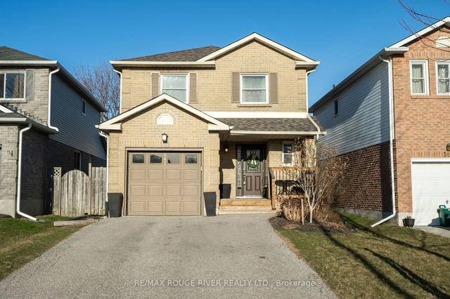 168 Overbank Dr, House detached with 3 bedrooms, 2 bathrooms and 5 parking in Oshawa ON | Image 1
