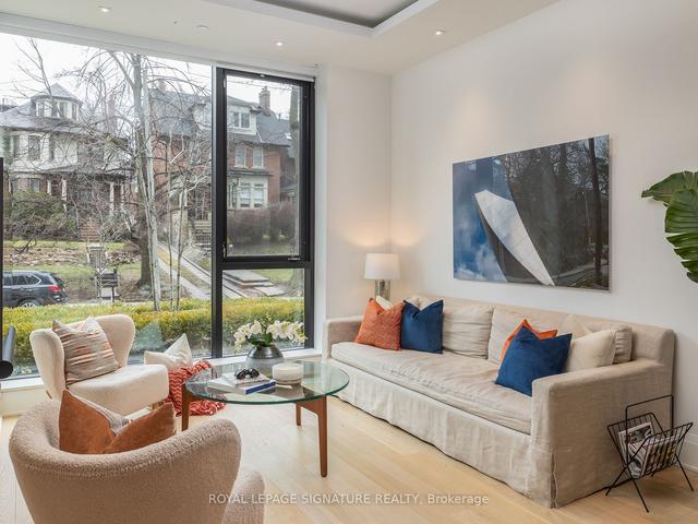 77 Foxbar Rd, Townhouse with 3 bedrooms, 4 bathrooms and 2 parking in Toronto ON | Image 12