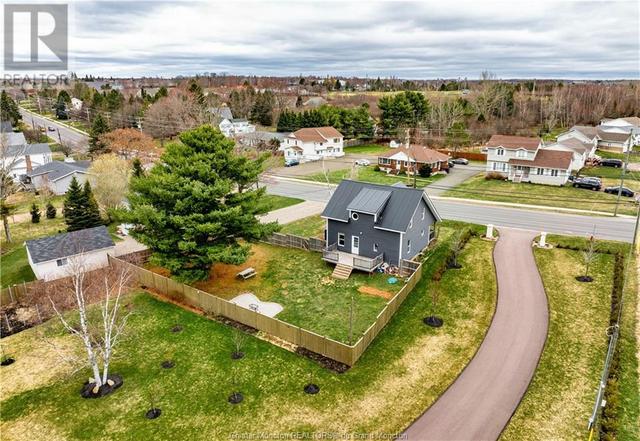 1275 Amirault St, House detached with 4 bedrooms, 1 bathrooms and null parking in Dieppe NB | Image 44