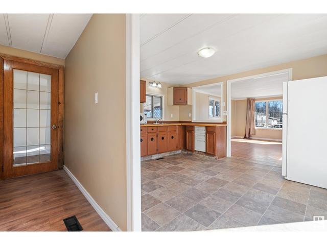 4504 48a Av, House other with 2 bedrooms, 1 bathrooms and null parking in Thorsby AB | Image 9