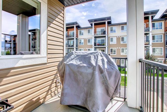 129 Walgrove Cove Se, Home with 3 bedrooms, 2 bathrooms and 2 parking in Calgary AB | Image 9