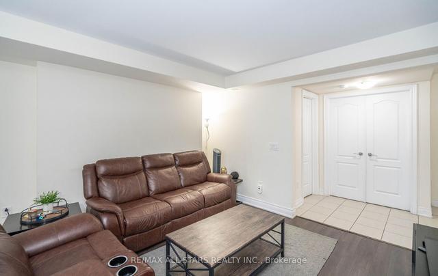 2801 - 21 Westmeath Lane, Townhouse with 3 bedrooms, 2 bathrooms and 2 parking in Markham ON | Image 3