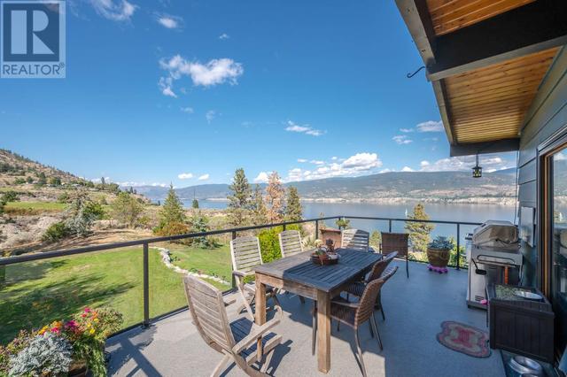 101 Hyslop Drive, House detached with 4 bedrooms, 3 bathrooms and 10 parking in Okanagan Similkameen F BC | Image 9
