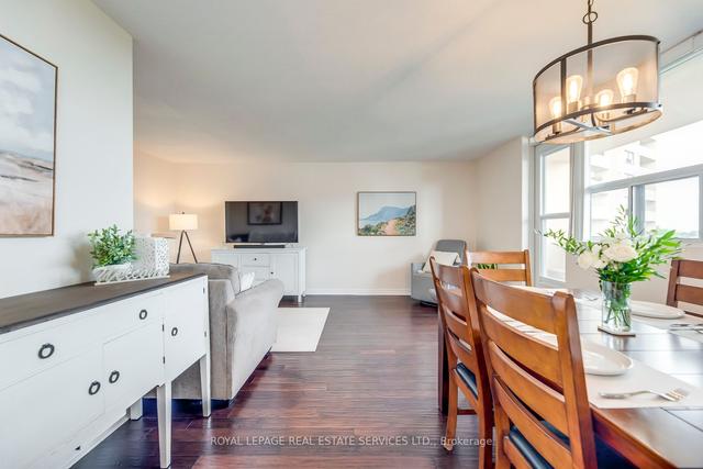 703 - 700 Dynes Rd, Condo with 2 bedrooms, 2 bathrooms and 2 parking in Burlington ON | Image 5
