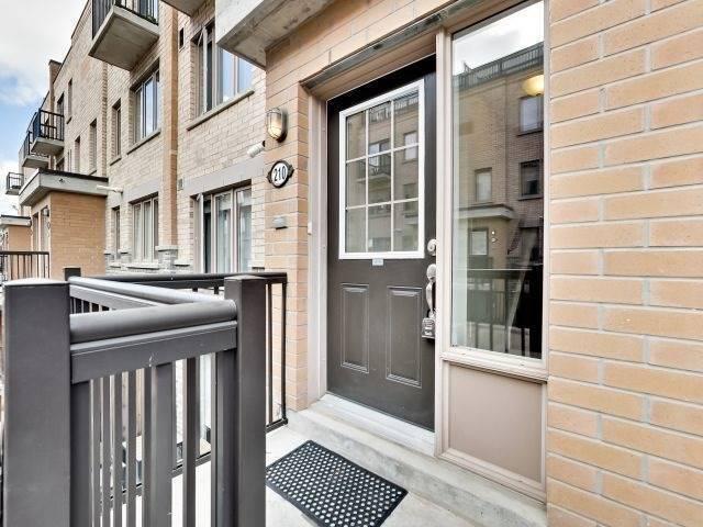 th210 - 16 Foundry Ave, Townhouse with 3 bedrooms, 2 bathrooms and 1 parking in Toronto ON | Image 2