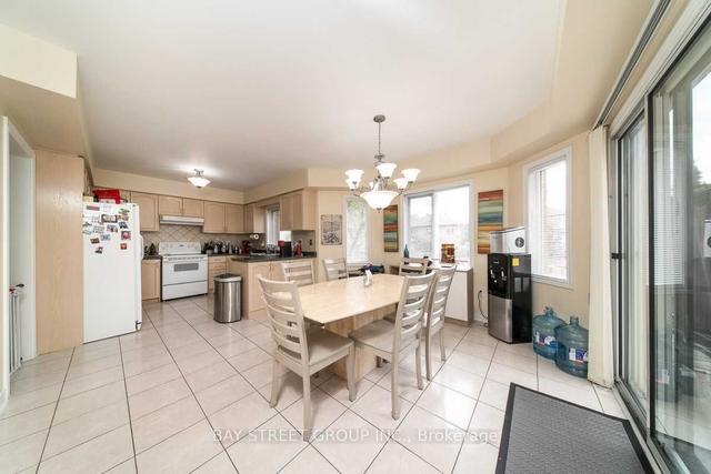67 Song Bird Dr, House detached with 4 bedrooms, 6 bathrooms and 3 parking in Markham ON | Image 5