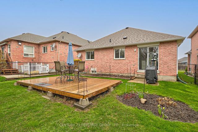 1994 Wilson St, House detached with 2 bedrooms, 2 bathrooms and 6 parking in Innisfil ON | Image 9