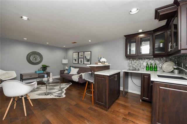 6159 Walker's Line, House detached with 4 bedrooms, 3 bathrooms and 20 parking in Burlington ON | Image 37