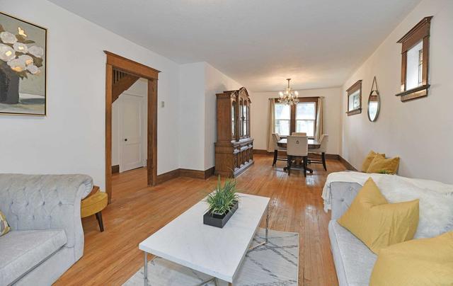 235 Gainsborough Rd, House semidetached with 3 bedrooms, 1 bathrooms and 2 parking in Toronto ON | Image 24