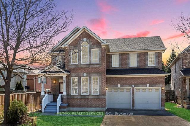 32 Cogswell Cres, House detached with 4 bedrooms, 4 bathrooms and 5 parking in Brampton ON | Image 1
