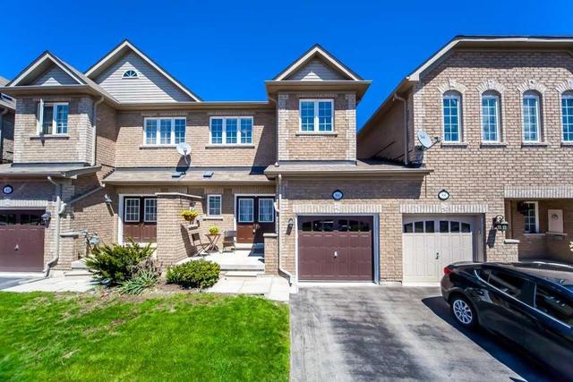 86 Niagara Tr, House attached with 3 bedrooms, 3 bathrooms and 1 parking in Halton Hills ON | Image 1