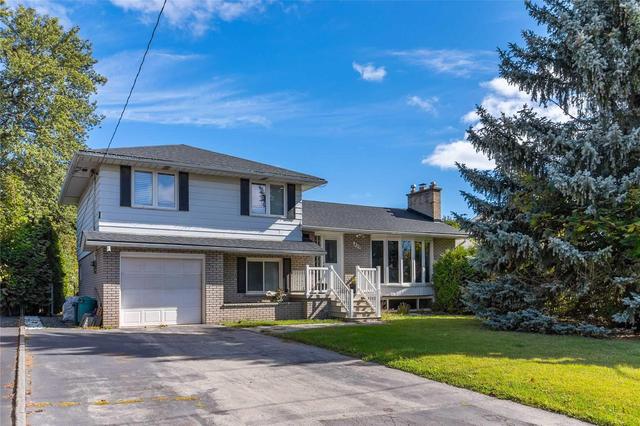 439 Tennyson Dr, House detached with 3 bedrooms, 2 bathrooms and 2 parking in Oakville ON | Image 1
