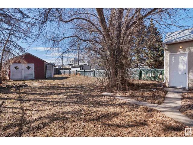 4906 51 St, House detached with 2 bedrooms, 1 bathrooms and null parking in Thorsby AB | Image 18