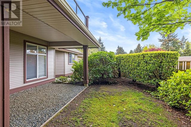 12 - 340 Young St, House attached with 2 bedrooms, 2 bathrooms and null parking in Parksville BC | Image 32