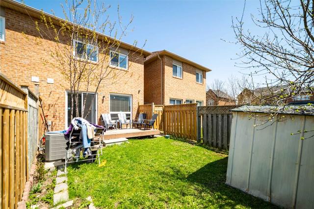 4 Brocklebank Crt, House attached with 3 bedrooms, 2 bathrooms and 2 parking in Brampton ON | Image 35