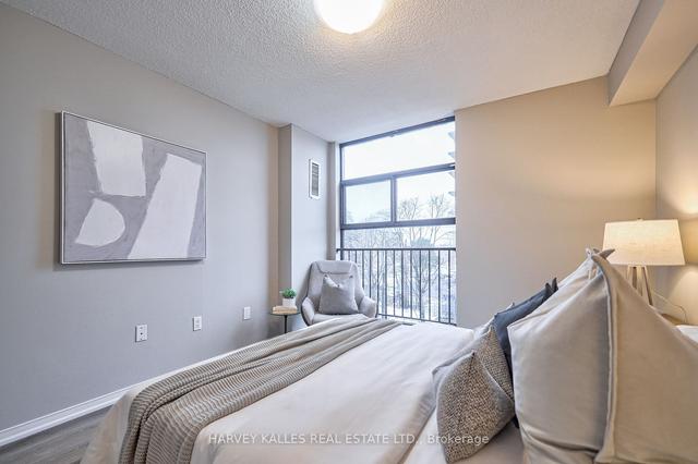 402 - 135 Marlee Ave, Condo with 2 bedrooms, 2 bathrooms and 1 parking in Toronto ON | Image 16