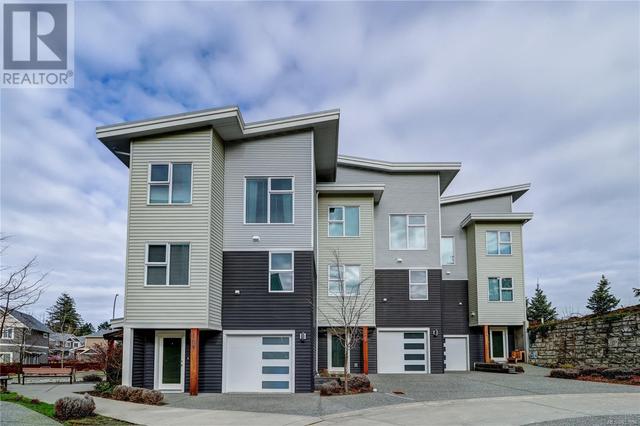 104 - 1800 Summerhill Pl, House attached with 3 bedrooms, 3 bathrooms and 1 parking in Nanaimo BC | Image 1