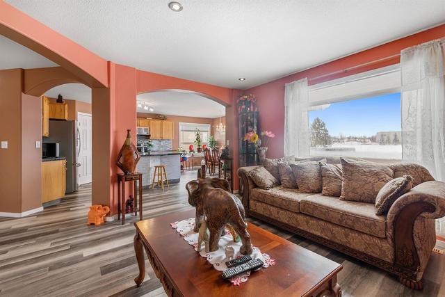 59 Kirton Close, House detached with 4 bedrooms, 3 bathrooms and 2 parking in Red Deer AB | Image 4