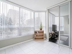 206 - 8 Lisa St, Condo with 2 bedrooms, 2 bathrooms and 2 parking in Brampton ON | Image 9