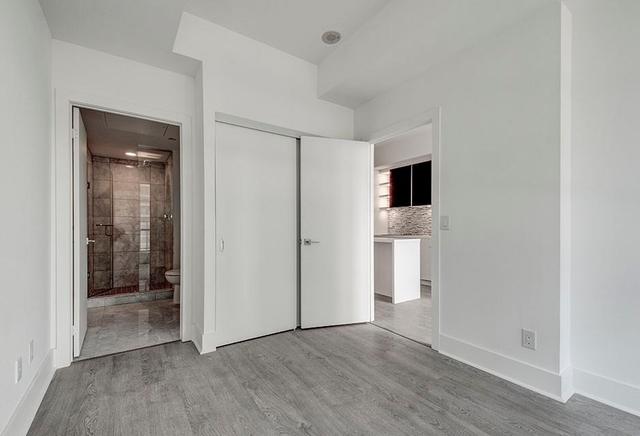 605 - 32 Davenport Rd W, Condo with 2 bedrooms, 2 bathrooms and 1 parking in Toronto ON | Image 10