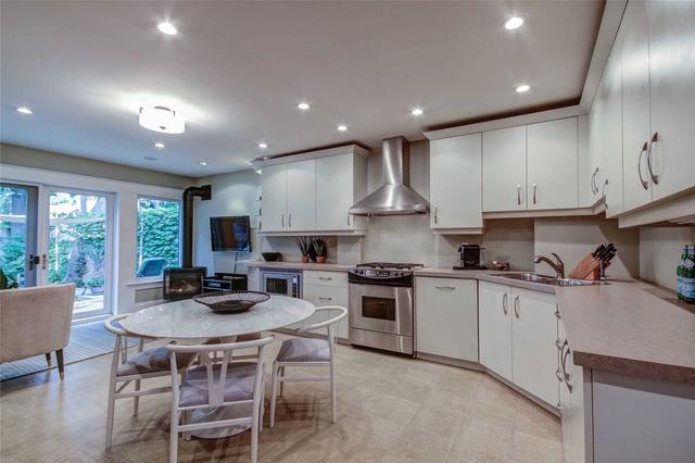 24 Forman Ave, House semidetached with 3 bedrooms, 2 bathrooms and 2 parking in Toronto ON | Image 3