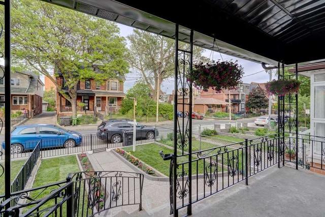 324 Brock Ave, House semidetached with 5 bedrooms, 3 bathrooms and 1 parking in Toronto ON | Image 35