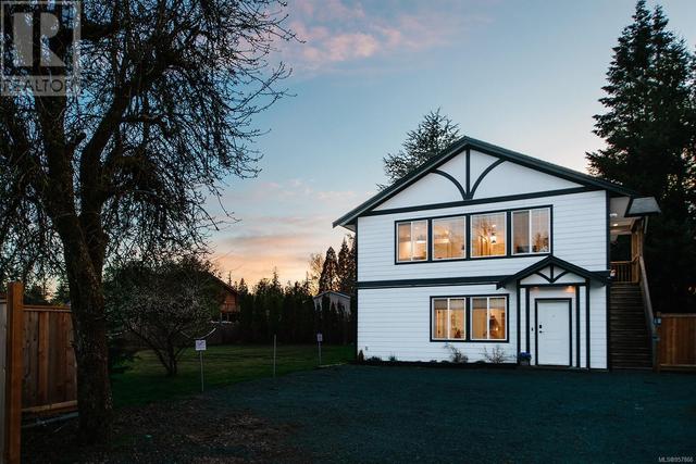 160 Petersen Rd, House detached with 5 bedrooms, 4 bathrooms and null parking in Campbell River BC | Image 2