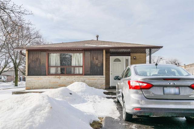 182 Archdekin Dr, House detached with 3 bedrooms, 2 bathrooms and 5 parking in Brampton ON | Image 1