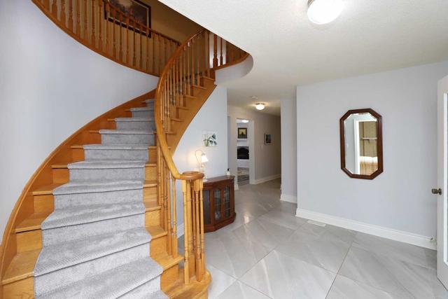 1320 Queen Victoria Ave, House detached with 4 bedrooms, 3 bathrooms and 8 parking in Mississauga ON | Image 31