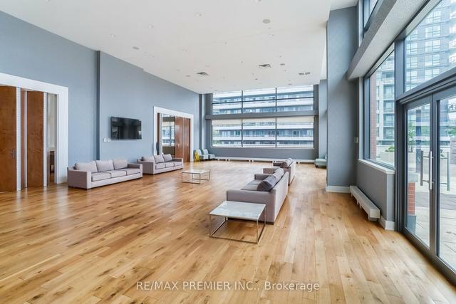 303 - 2212 Lake Shore Blvd W, Condo with 2 bedrooms, 2 bathrooms and 1 parking in Toronto ON | Image 13