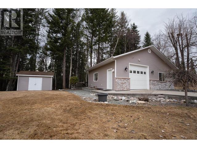6531 Olympia Place, House detached with 3 bedrooms, 4 bathrooms and null parking in Prince George BC | Image 33