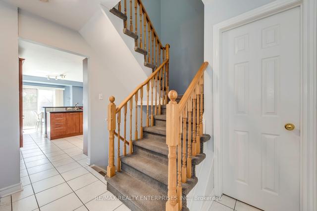 13 - 5658 Glen Erin Dr, Townhouse with 3 bedrooms, 3 bathrooms and 4 parking in Mississauga ON | Image 13