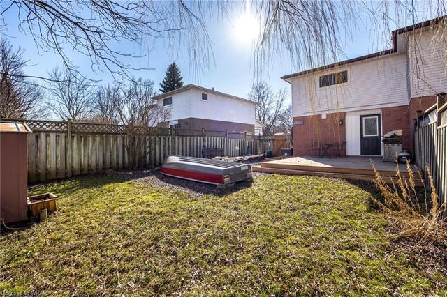 309b Northlake Drive, House semidetached with 3 bedrooms, 1 bathrooms and 2 parking in Waterloo ON | Image 24