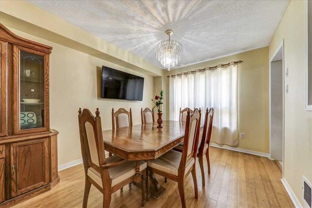 136 Kayla Cres, House attached with 3 bedrooms, 4 bathrooms and 3 parking in Vaughan ON | Image 31