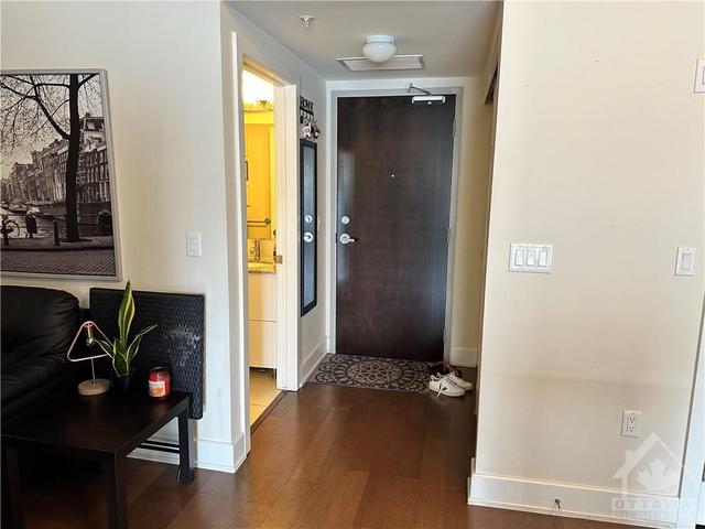 109 - 2785 Baseline Road, Condo with 1 bedrooms, 1 bathrooms and 1 parking in Ottawa ON | Image 2