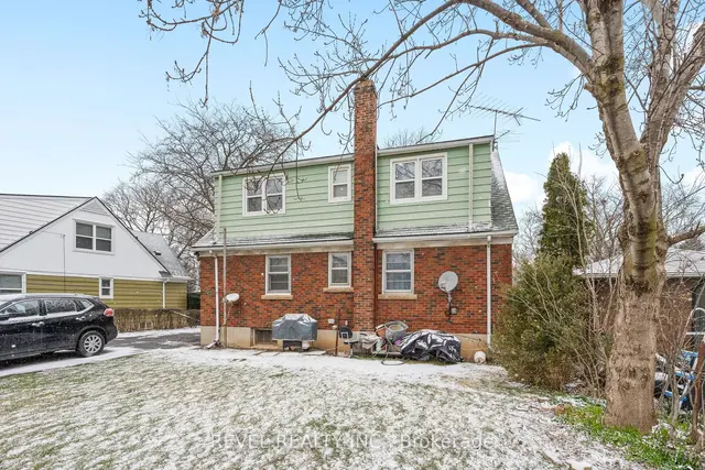 496 Carlton St, House detached with 6 bedrooms, 3 bathrooms and 3 parking in St. Catharines ON | Image 26